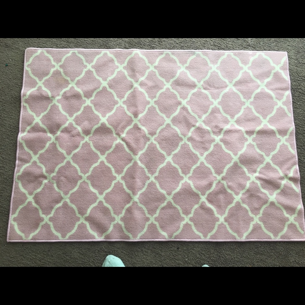 Rug - Picture 2 of 2